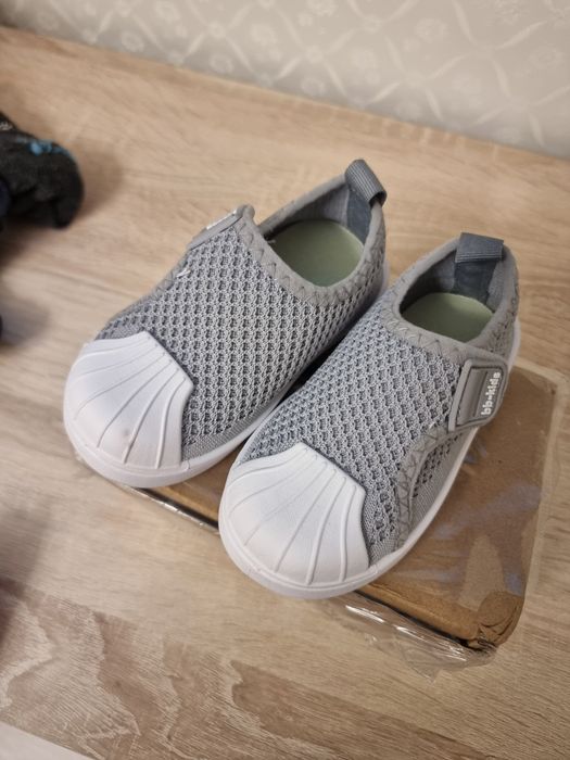 Продам летние детские мокасины