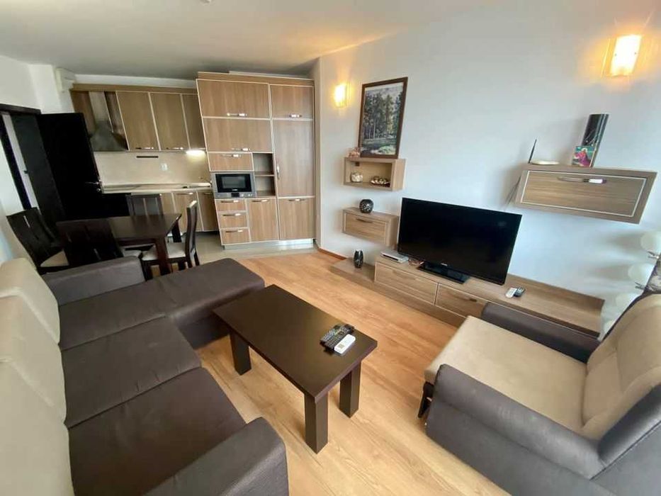 Дава се под наем Двустаен апартамент в Бургас, Сарафово - 76 кв.м за 127.5 € - Снимка #4