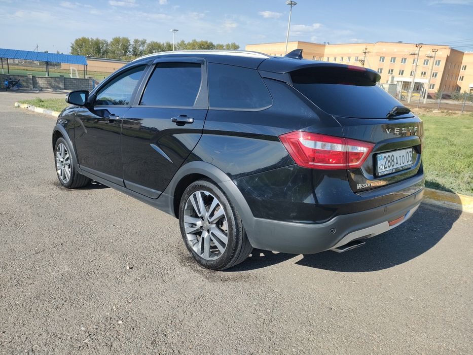 Продам Веста кросс универсал