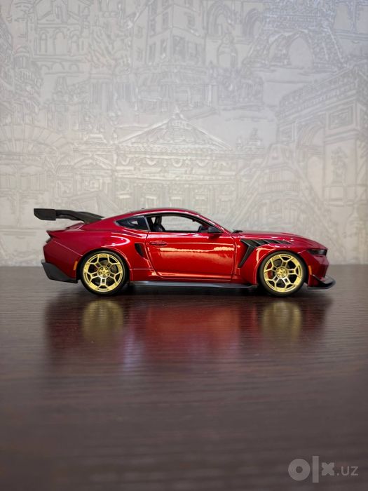 Масштаб 1:18 Ford Mustang GTD
Открываются все двери