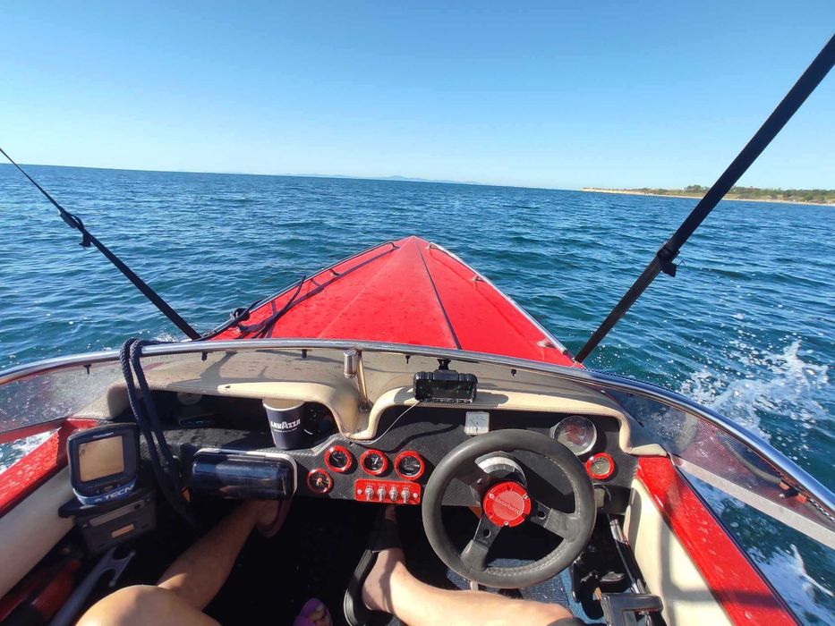 Спортна лодка Plancraft Sabre – 75 к.с. + количка