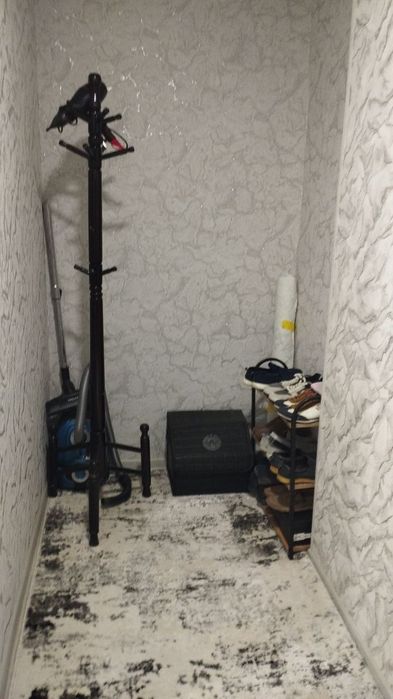 Chirchiq 1 xonali uy sotiladi