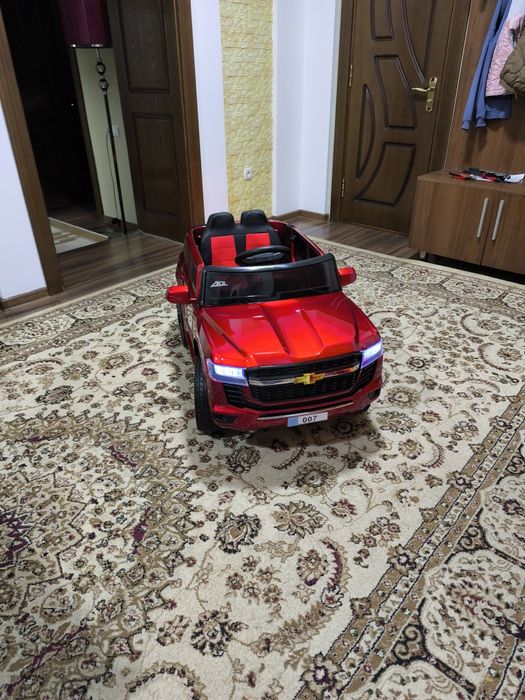 Bolalar moshinasi. Детская машина.