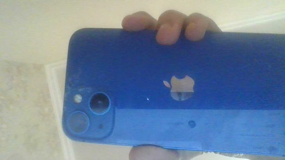 обменяю айфон 13 описание