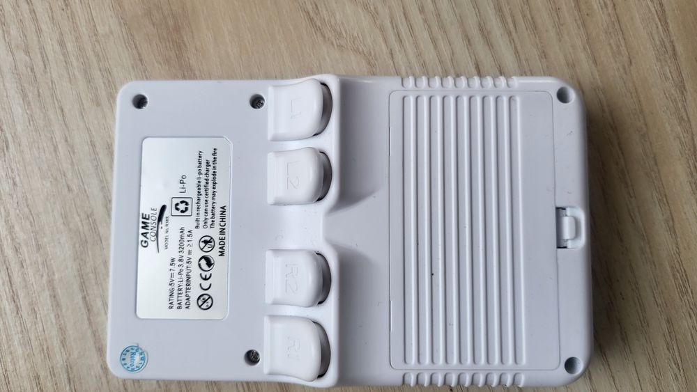 Consola R36 alb complet