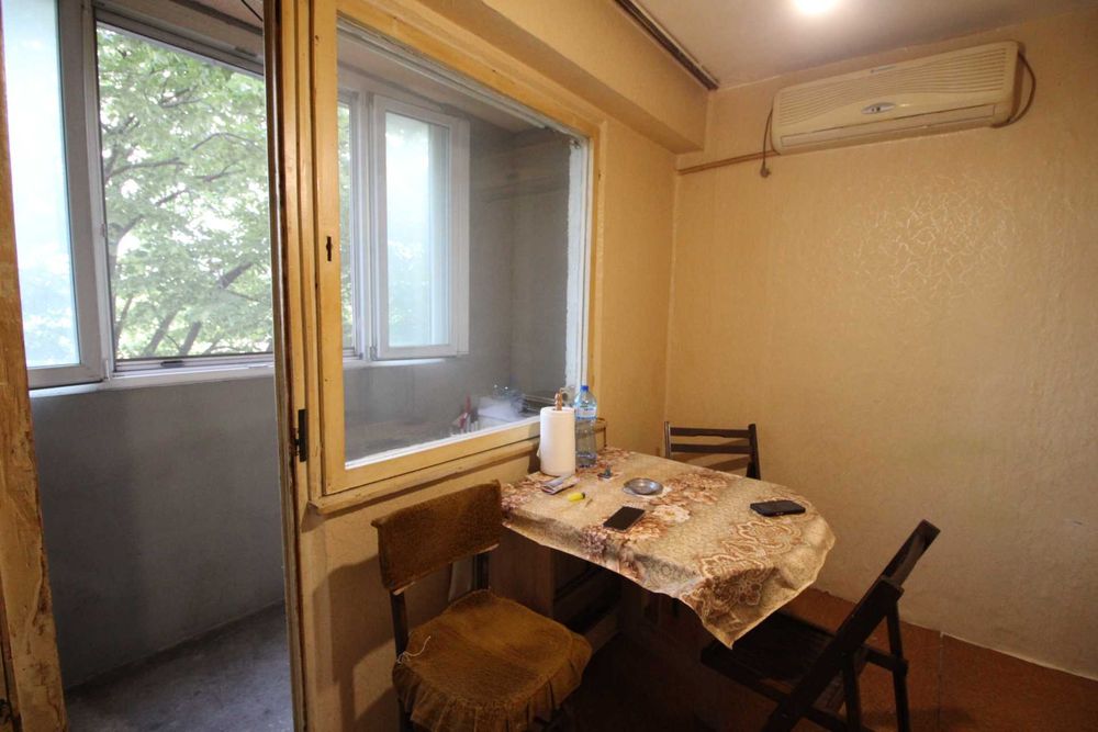 Продава се Двустаен апартамент в Русе, Централен кооп. пазар - 62 кв.м за 576 €/кв.м - Снимка #7