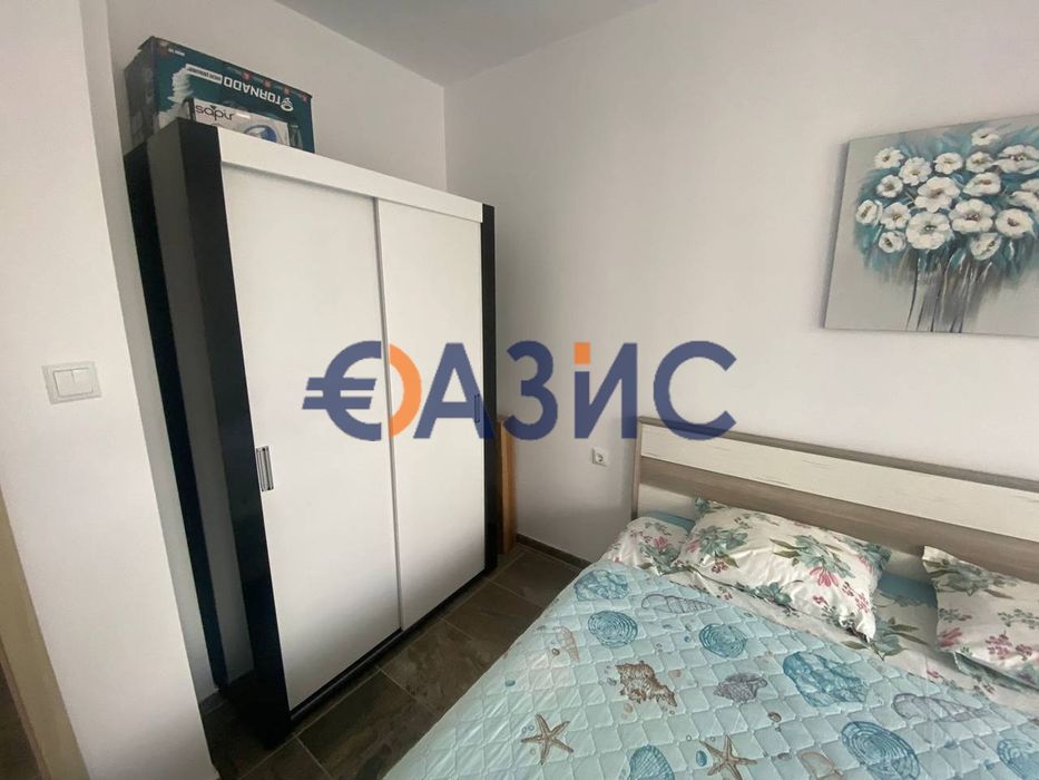 Продава се Двустаен апартамент в к.к. Елените - 65 кв.м за 487 €/кв.м - Снимка #13