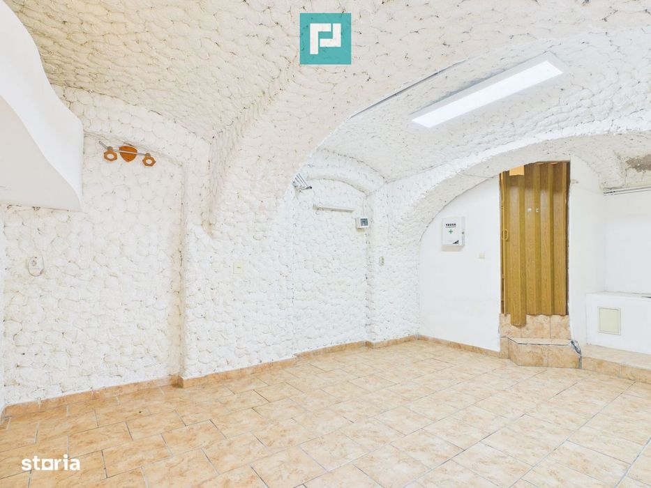 Spațiu comercial  de 29 mp cu vad ultracentral