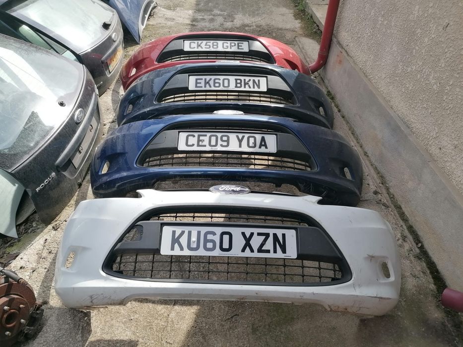 Capota bara fata aripa trager bara spate far Ford Fiesta,, mk6