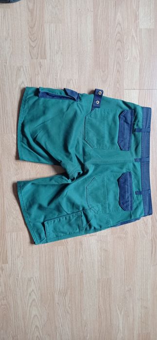Pantaloni scurți salopeta  mărimea 54 , marca Mascot