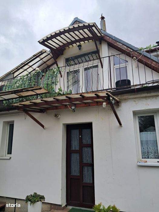 Apartament la casa de inchiriat
