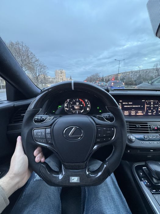 Volan Lexus Carbon real F-Sport ,piele,nou cu incalzire Ls , Es ,Ux