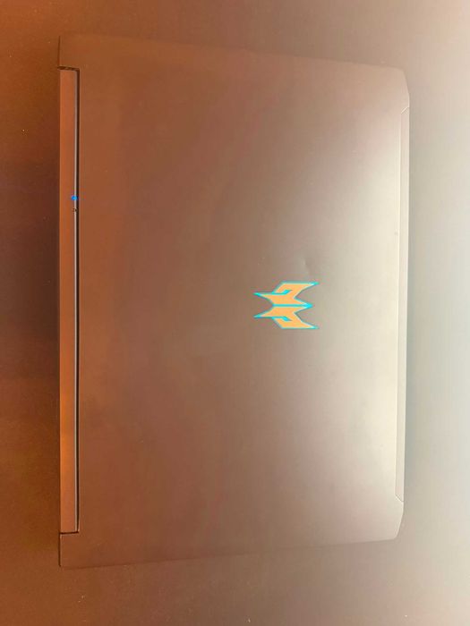 Laptop Gaming Acer Predator Triton 300 i7-11800H RTX 3060 16GB 144Hz – stare excelentă