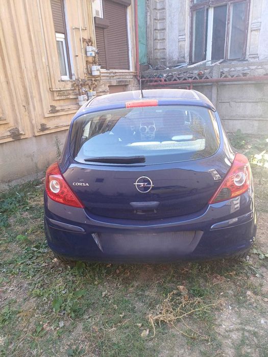 opel corsa pe benzina