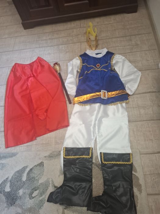 Costum imparat  pentru vârsta 6-8 ani