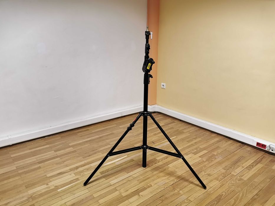 Multiblitz 420 NSB / Manfrotto 420 Combi Boom Stand статив с напречно рамо (жираф)