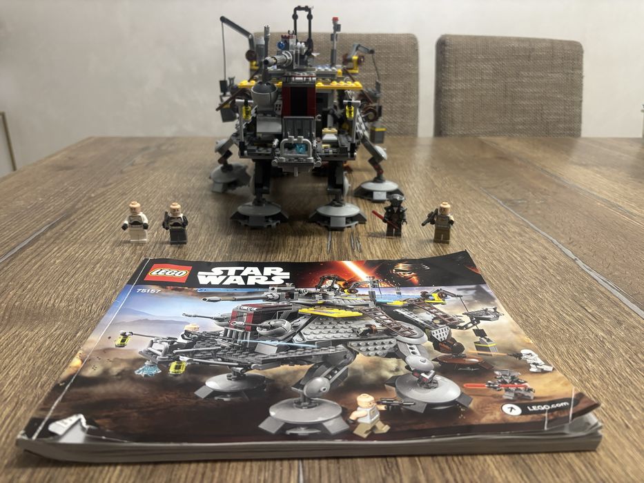 LEGO® Star Wars™ Vehiculul AT-TE™ al capitanului Rex 75157