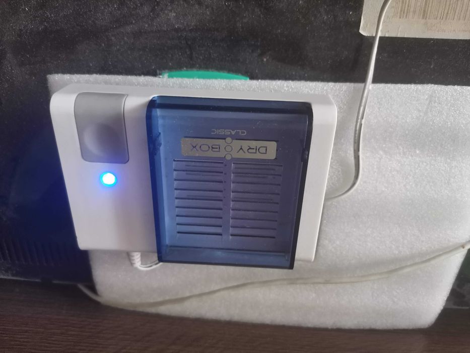 Устройство за подсушаване на слухови апарати