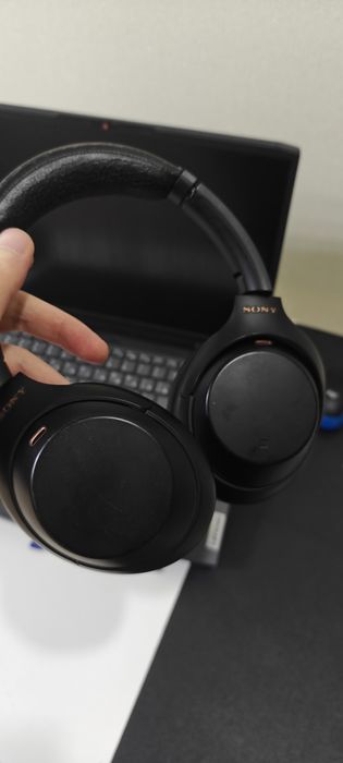 Sony WH-1000XM4 наушник