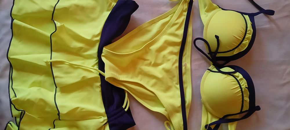 Продам раздельные купальники новые