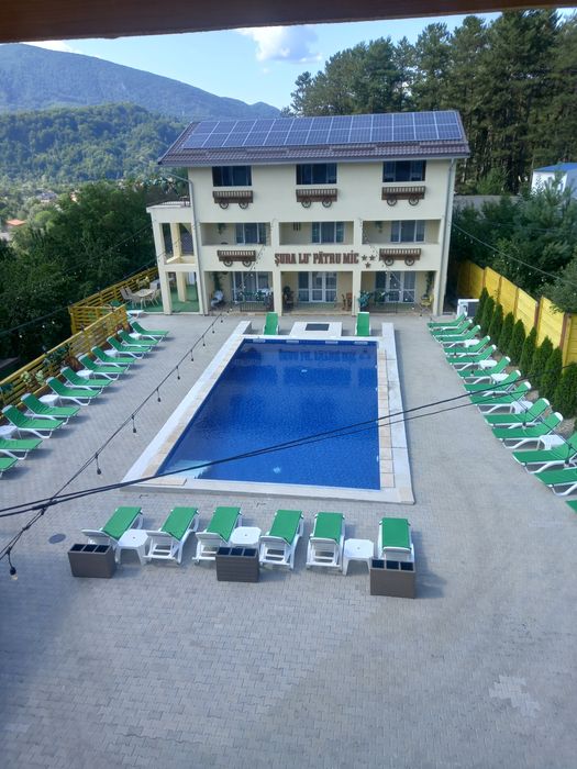 Pensiune de vânzare in Vulcan-22 camere