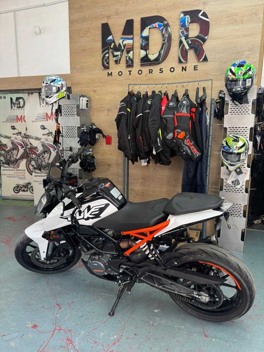 KTM Duke 125cc 2020 -GARANTIE-