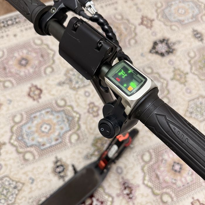 Продам Электросамокат