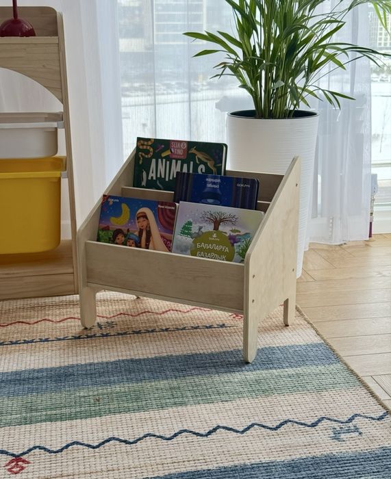 Детские столы и стулья