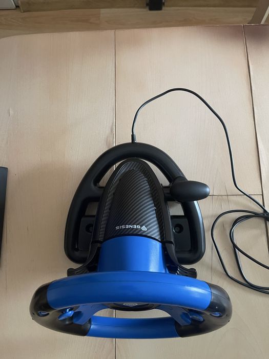 Волан с педали Genesis Seaborg 350 – идеален за PC/PS/Xbox