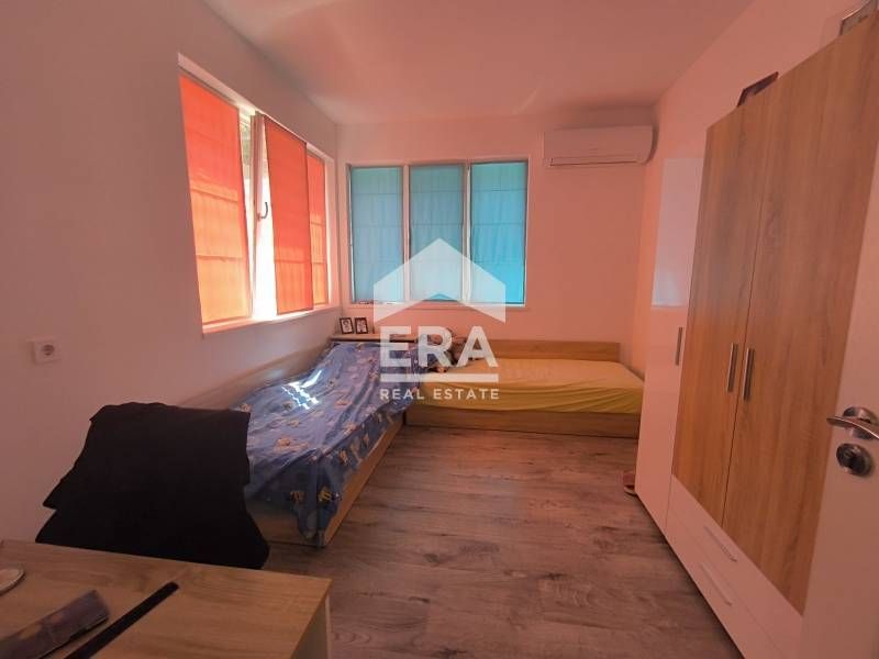 Масивна къща в кв. ,,Училищни,,