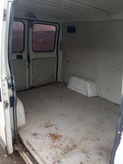 Бус пежо2.2HDI  2005 г.