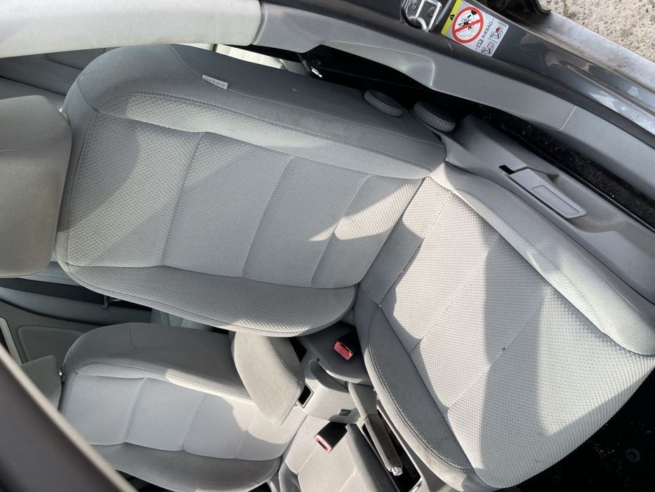 Scaun Stanga Fata Sofer VW Golf 5 Hatchback 2004 - 2008