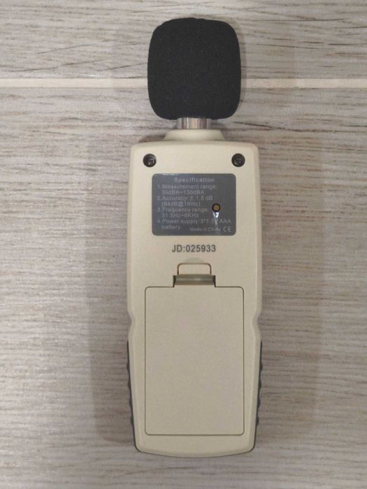 звукоизмерител (измерител на дицибели) 30 dBA - 130 dBA