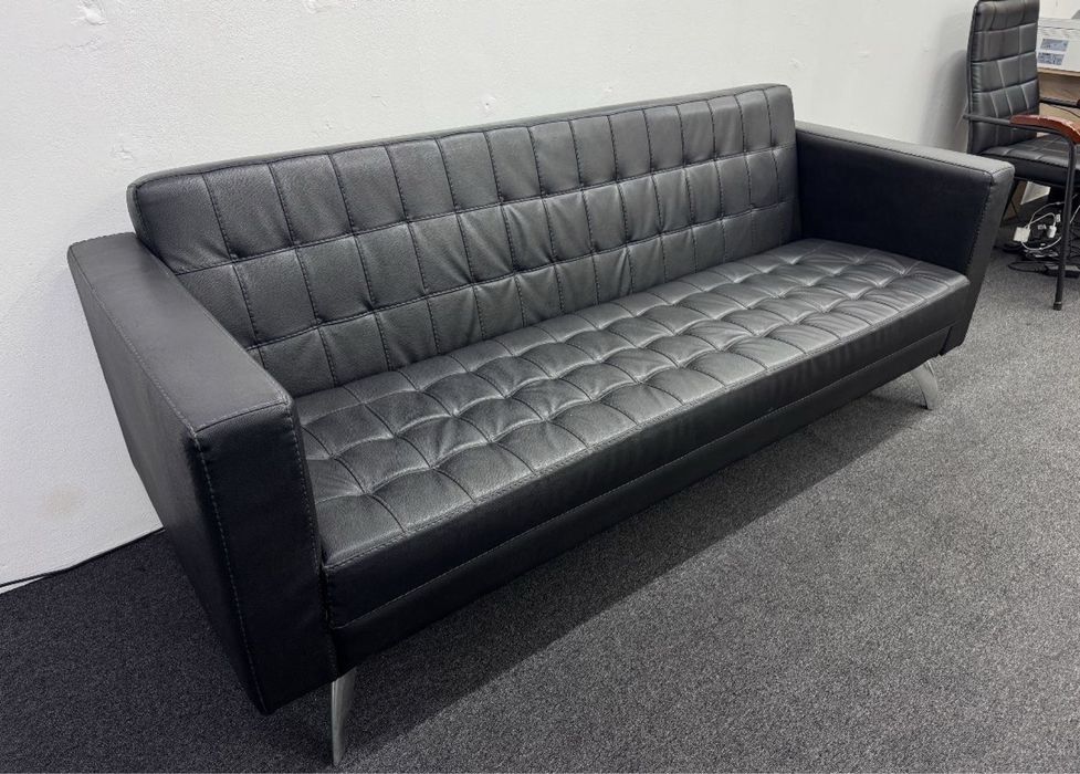 Продам кожанный диван