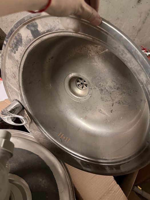 Продам мойки металлические