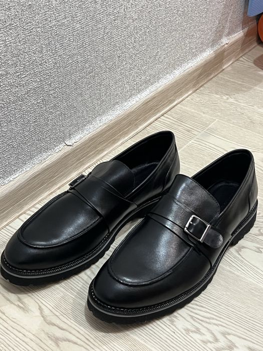 Кожаные лоферы черные