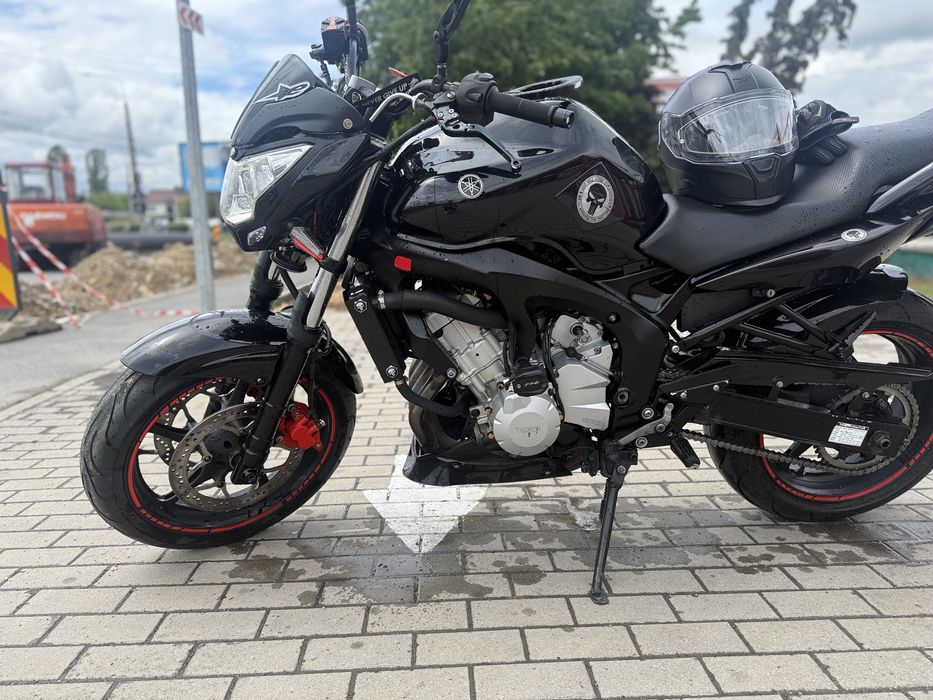 Yamaha FZ6-S FAZER  capacitate cilindrica 600