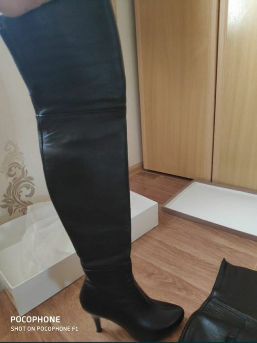 Женские кожаные ботфорты р36