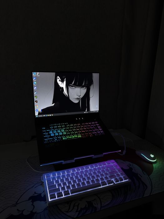 ASUS ROG STRIX G16 2024/ I7-13650HX+ RTX 4050