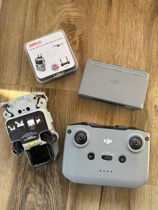 Drona DJI Mini 2 SE + Fly More Combo + Range Extender +