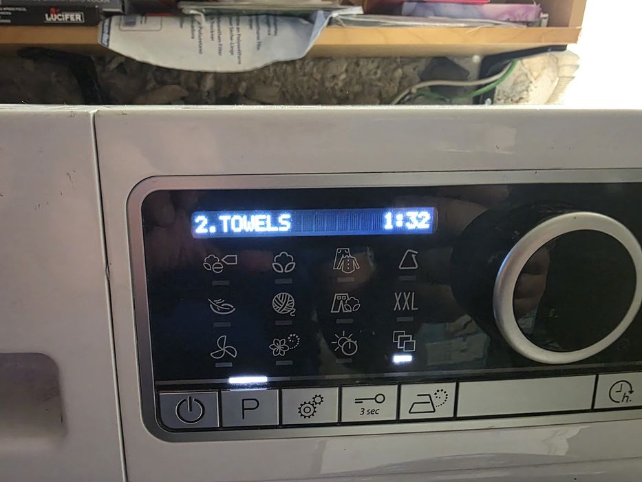 Uscator whirpool hscx 80420 an 2018