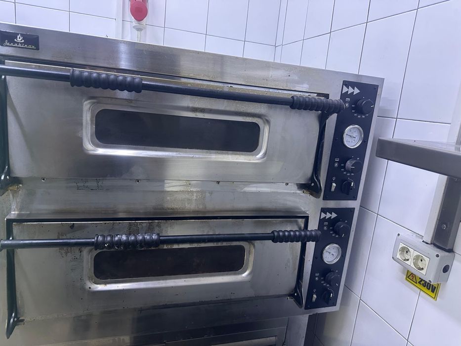 Cuptor profesional