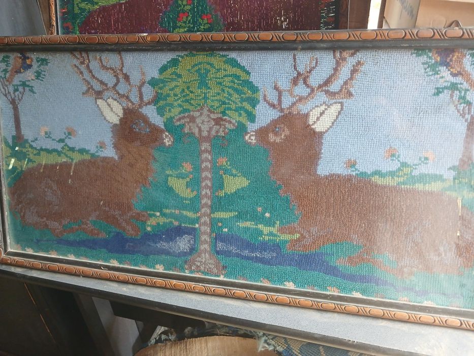 Tablou cusut la mâna