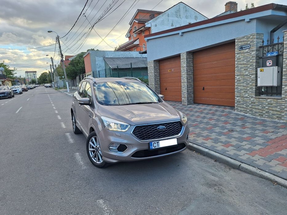 13.400 € ! FORD KUGA VIGNALE ! 90.000 KM ! CUTIE AUTOMATĂ ! 4X4 ! CA NOUĂ ! 2018 ! PLAFON PANORAMIC / PIELE / Unic Proprietar /Full
