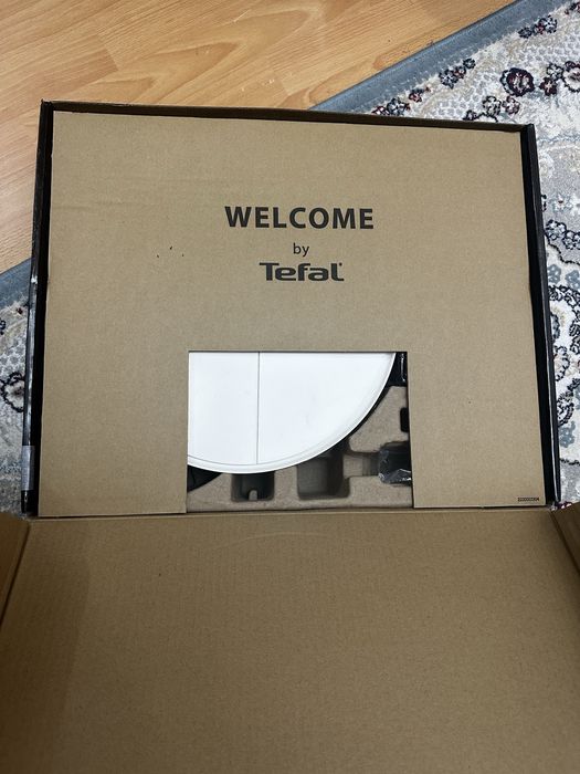 Продается робот пылесос Tefal