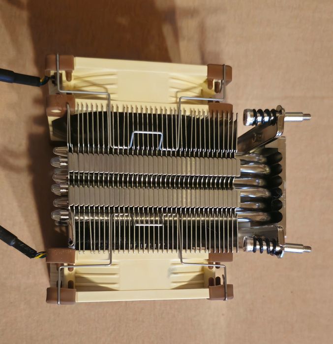 Placa Baza Ryzen  Threadripper X399 cu procesor Ryzen1920X