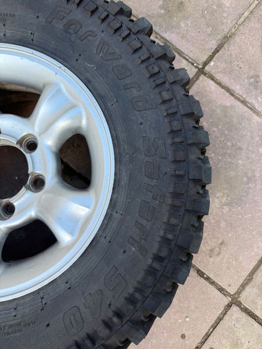 Гуми Forward Safari 540 235/75/15 с джанти