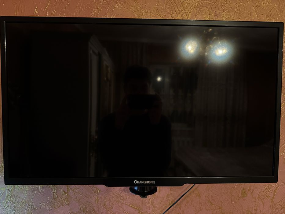 теливизор в идеальном состоянии