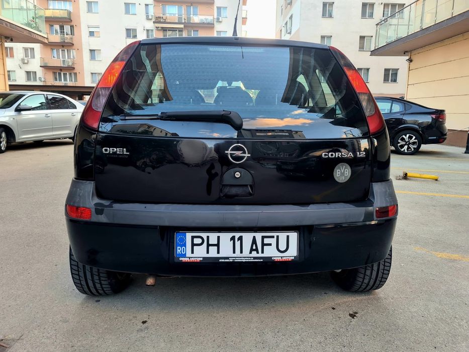 Opel corsa c / 1.2 benzina