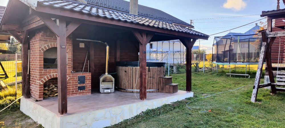 Cabana de închiriat cu ciubar  Denis & Raul Belis